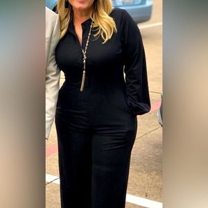 🖤Classic all black 5 button long sleeve jump suit🖤